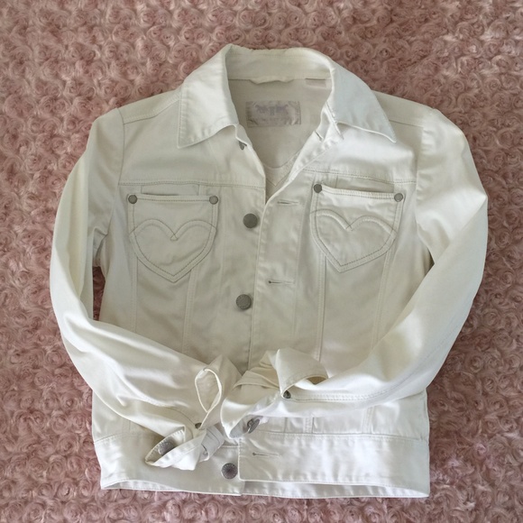 Levis Love Shaped Pocket White Denim Jacket - Picture 1 of 1